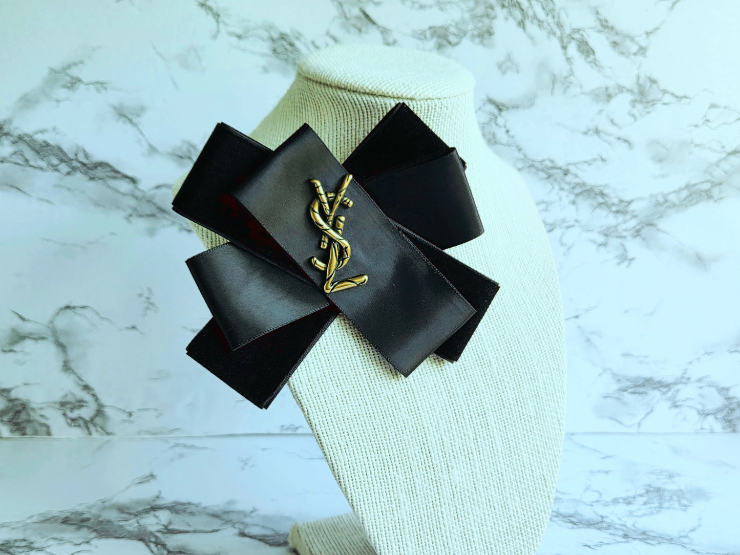 SIGNATURE BLACK VELVET AND SATIN SWIRL BROOCH - YSL