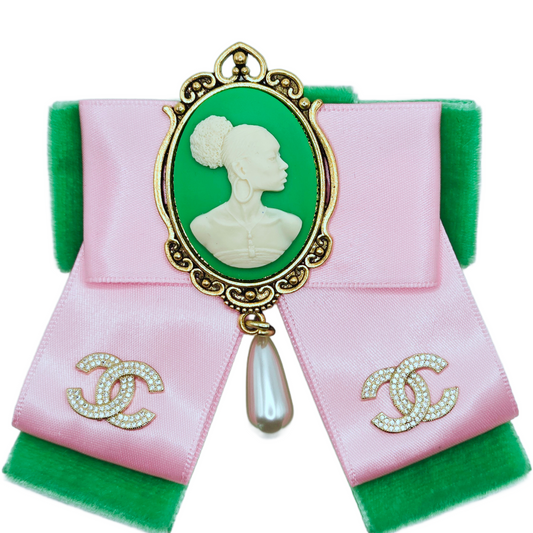 PINK & GREEN AFRICAN WOMAN CAMEO CC BROOCH